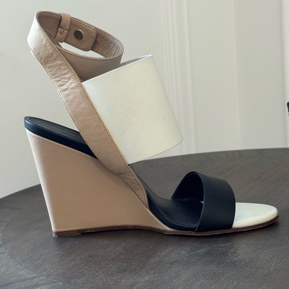 VINCE Kyra Wedge Sandal - Black/White/Natural - Size 7.5 - GUC+ - Picture 6 of 10